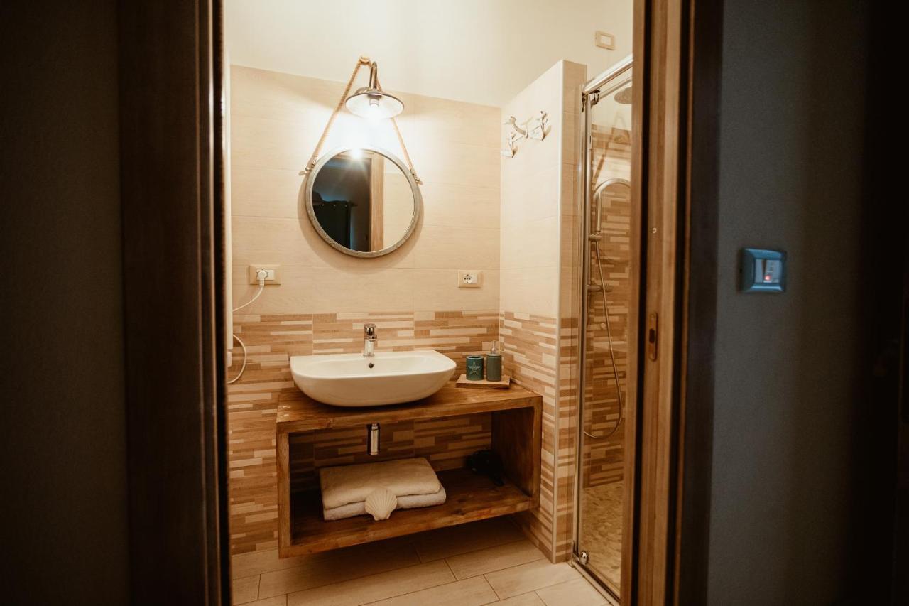 B&B Il Mare In Una Stanza Ortona Exterior foto